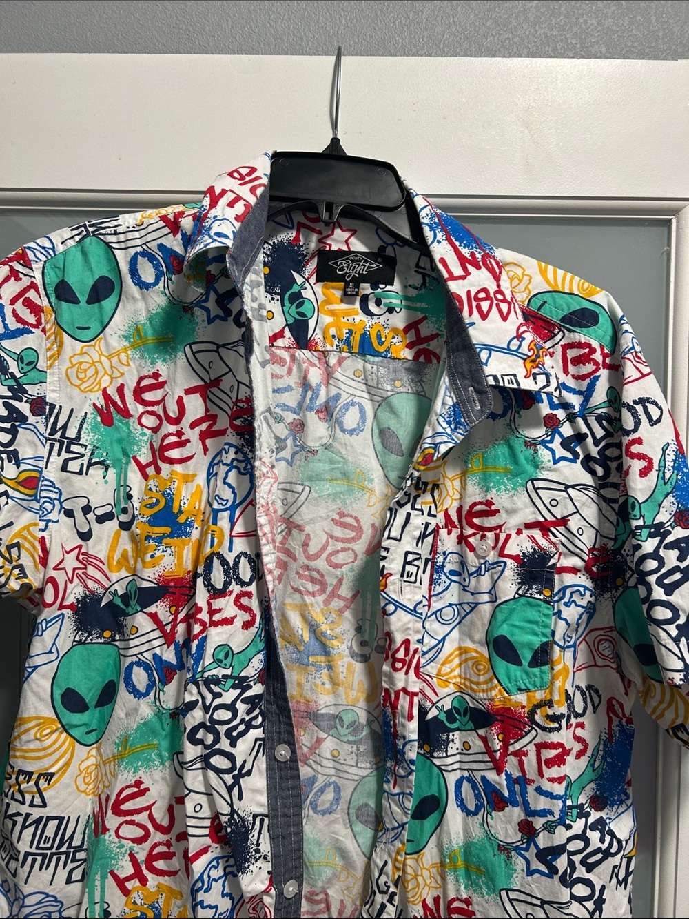 Eighty Eight White Multi-Color Alien Print Short Sleeve Shirt Jacket